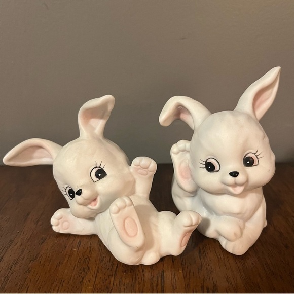 Vintage Pair of White Rabbit
Figurines - HOMCO - Easter..1458 - Picture 5 of 11